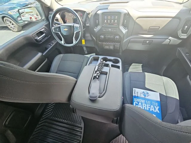 Used 2022 White Chevrolet Custom image 22