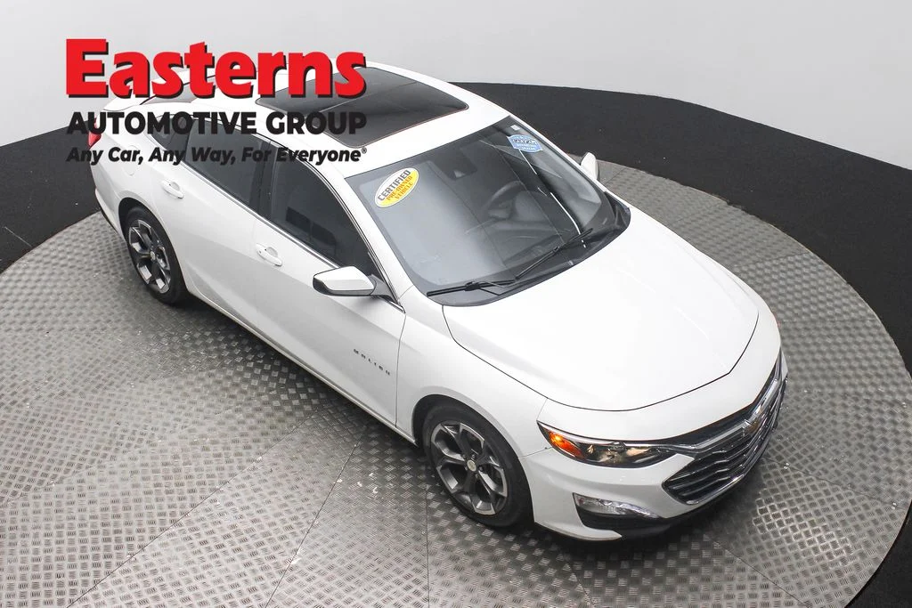Used 2024 White Chevrolet LT image 3