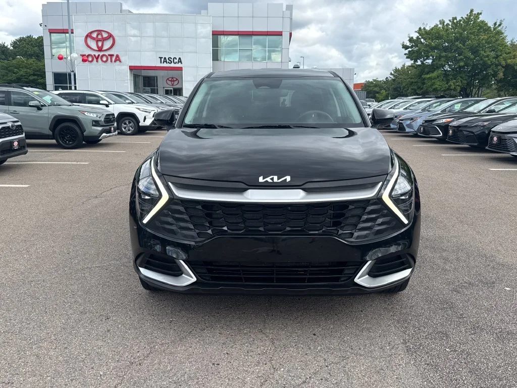 Used 2024 Black Kia LX image 2