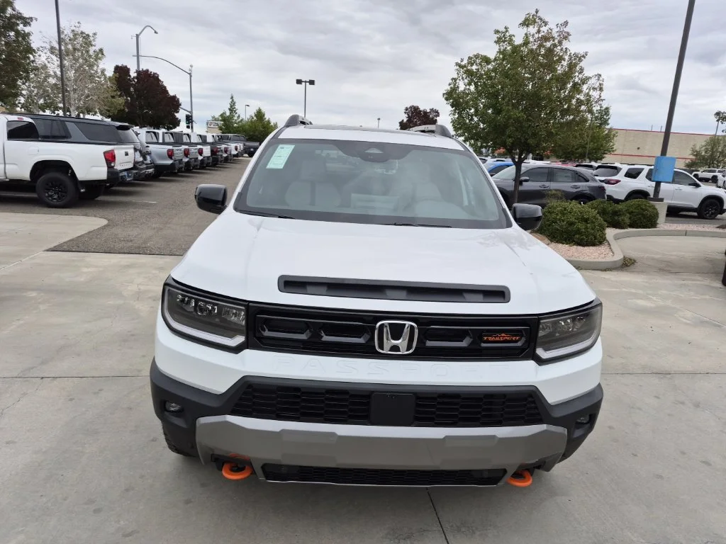 New 2026 Platinum White Pearl Honda TrailSport Elite image 6