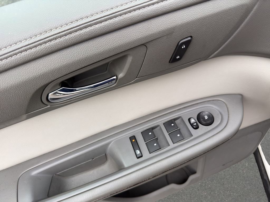 Used 2015 SUMMIT WHITE GMC SLT image 11