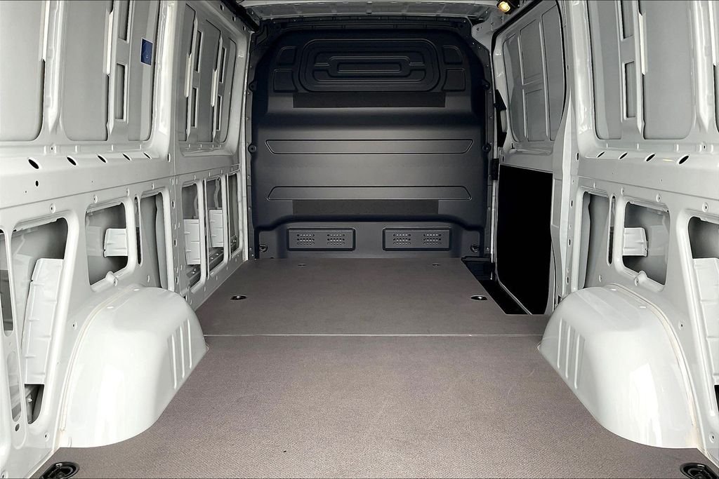 New 2026 Arctic White Mercedes-Benz Cargo 144 WB image 9