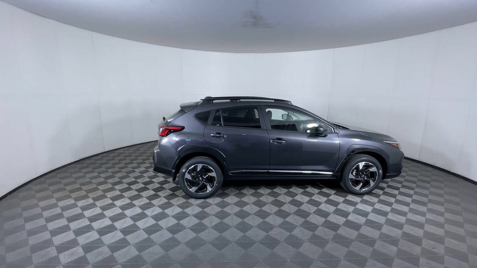Used 2026 Magnetite Gray Metallic Subaru Limited image 9