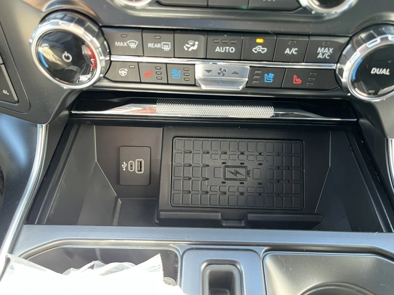 New 2026 Agate Black Metallic Ford Raptor® image 29