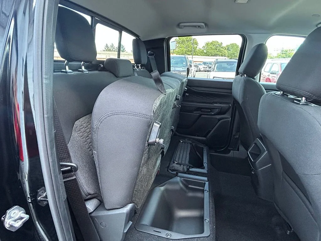 New 2026 Shadow Black Ford XLT image 30