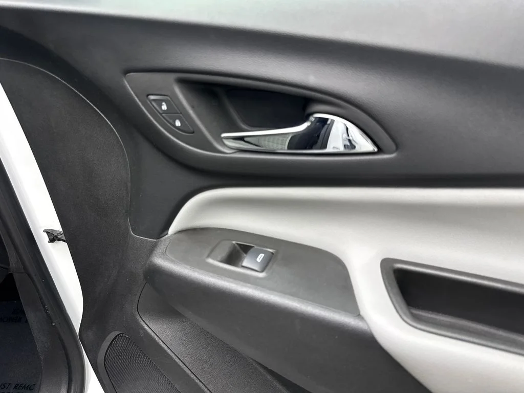 Used 2024 White Chevrolet LT image 50