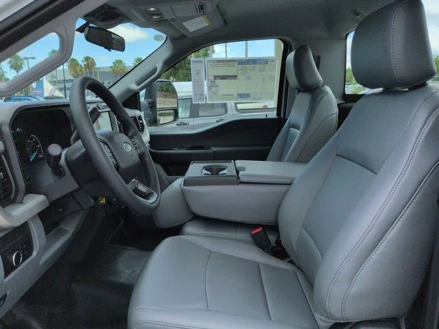 New 2026 Oxford White Ford F-450® XL image 13