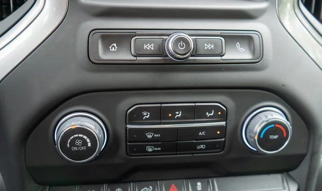 Used 2024 Blue Chevrolet Custom image 26