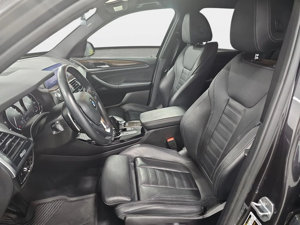 Used 2020 Gray BMW xDrive30i image 17