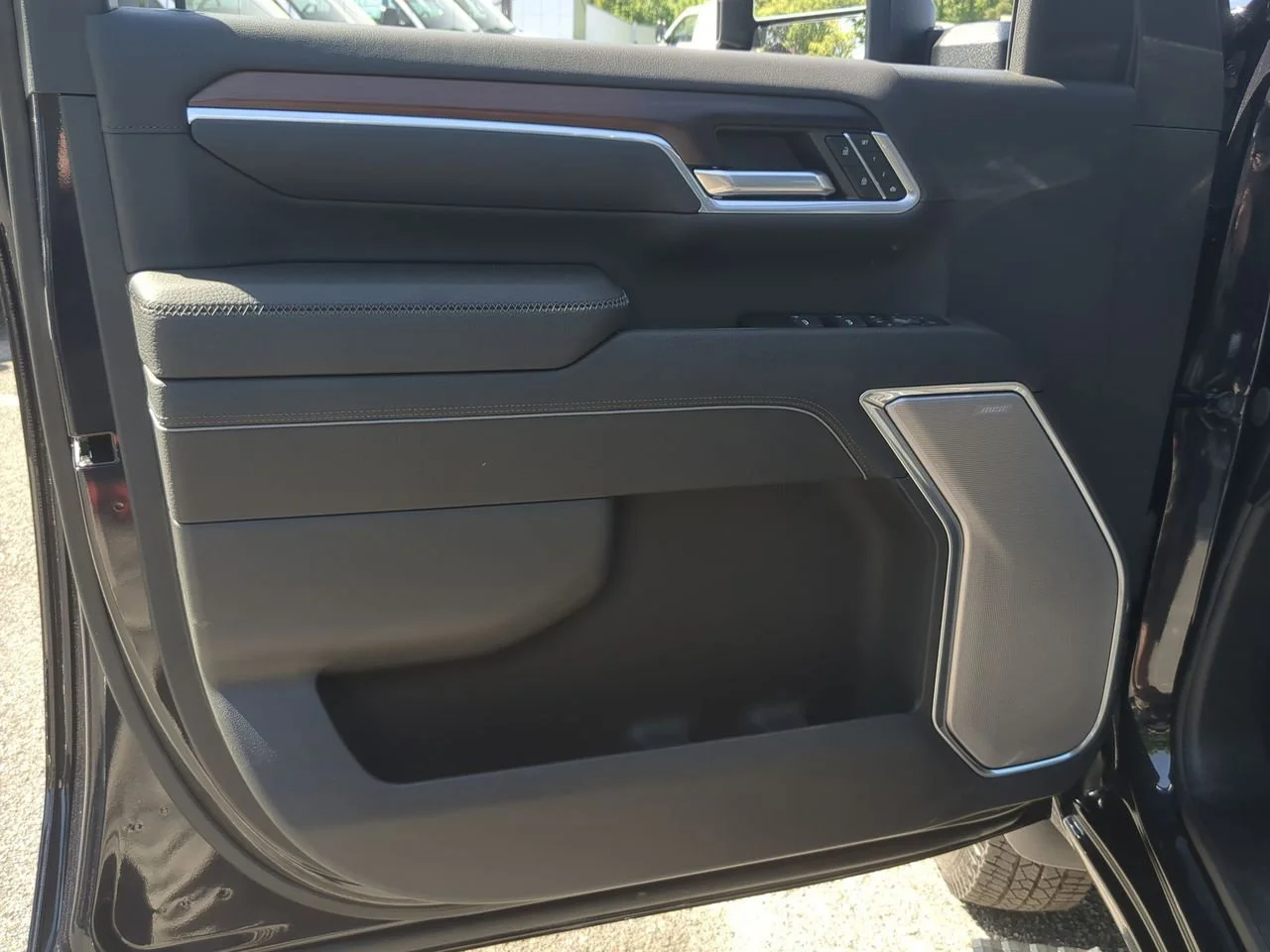New 2026 Titanium Rush Metallic GMC Denali DRW image 23