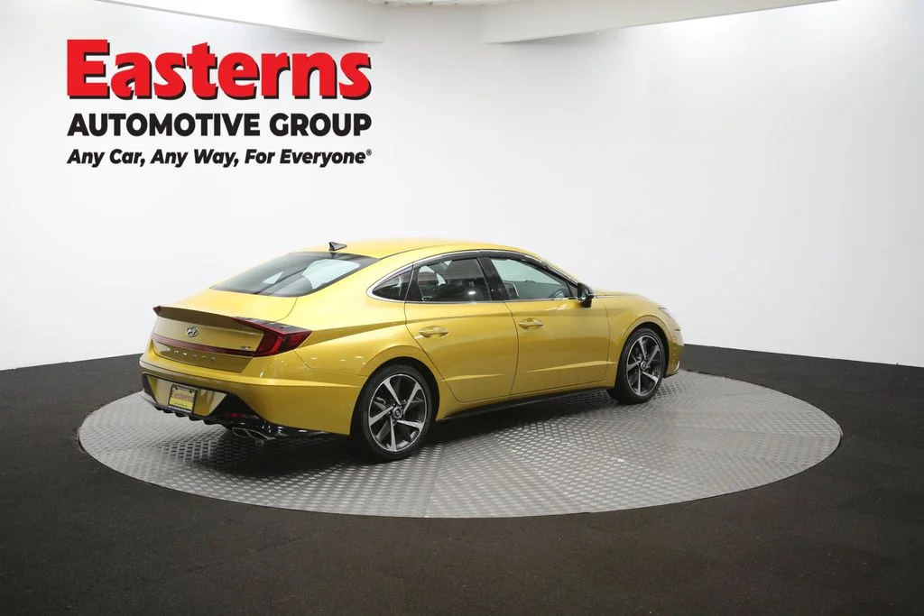 Used 2021 Yellow Hyundai SEL Plus image 40