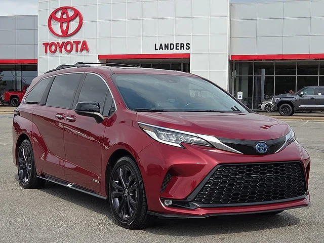 2021 Toyota Sienna XSE