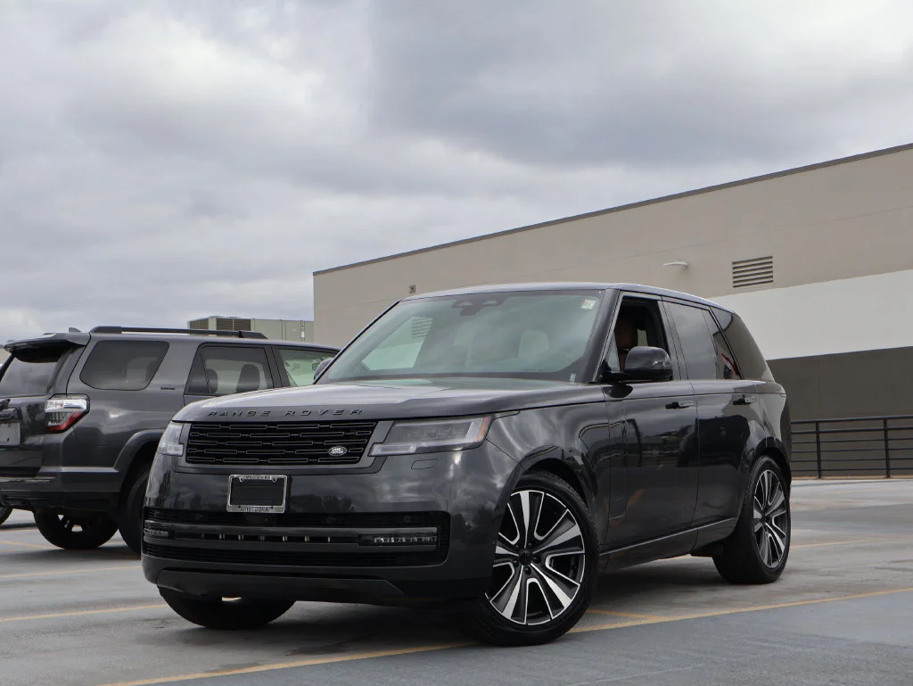 Certified Used 2026 Carpathian Gray Premium Metallic Land Rover SE image 1