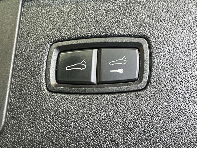 Used 2019 Black Porsche S image 22