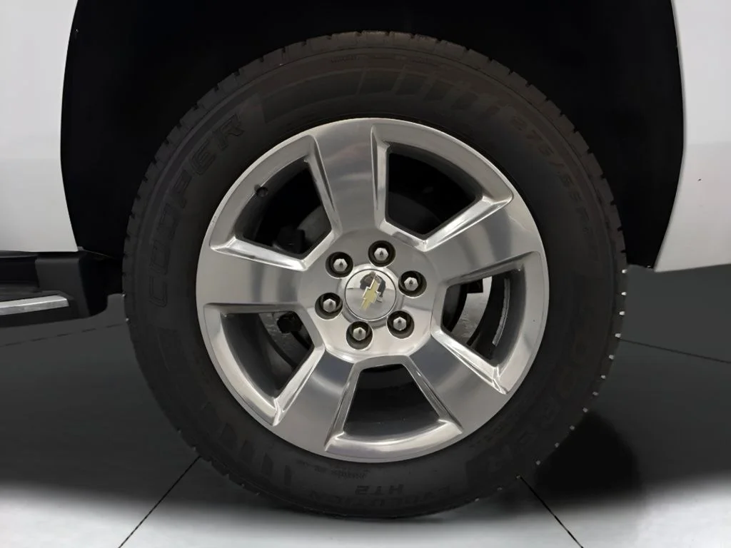 Used 2020 White Chevrolet Premier image 30