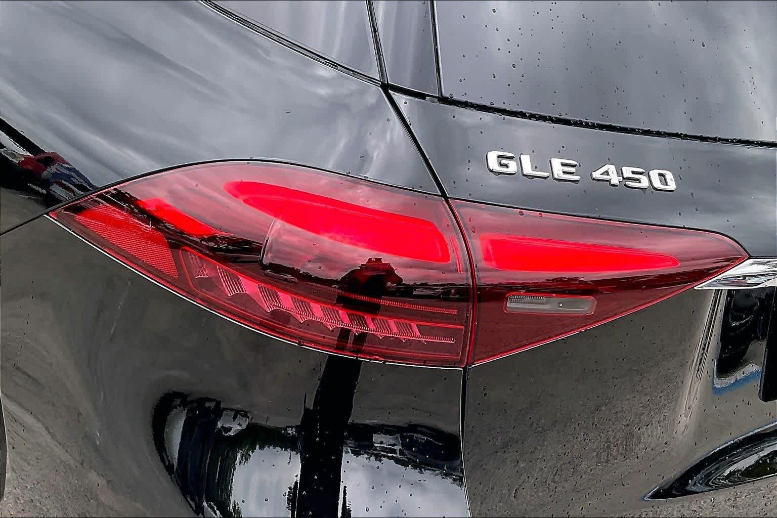New 2026 Black Mercedes-Benz GLE 450 image 5