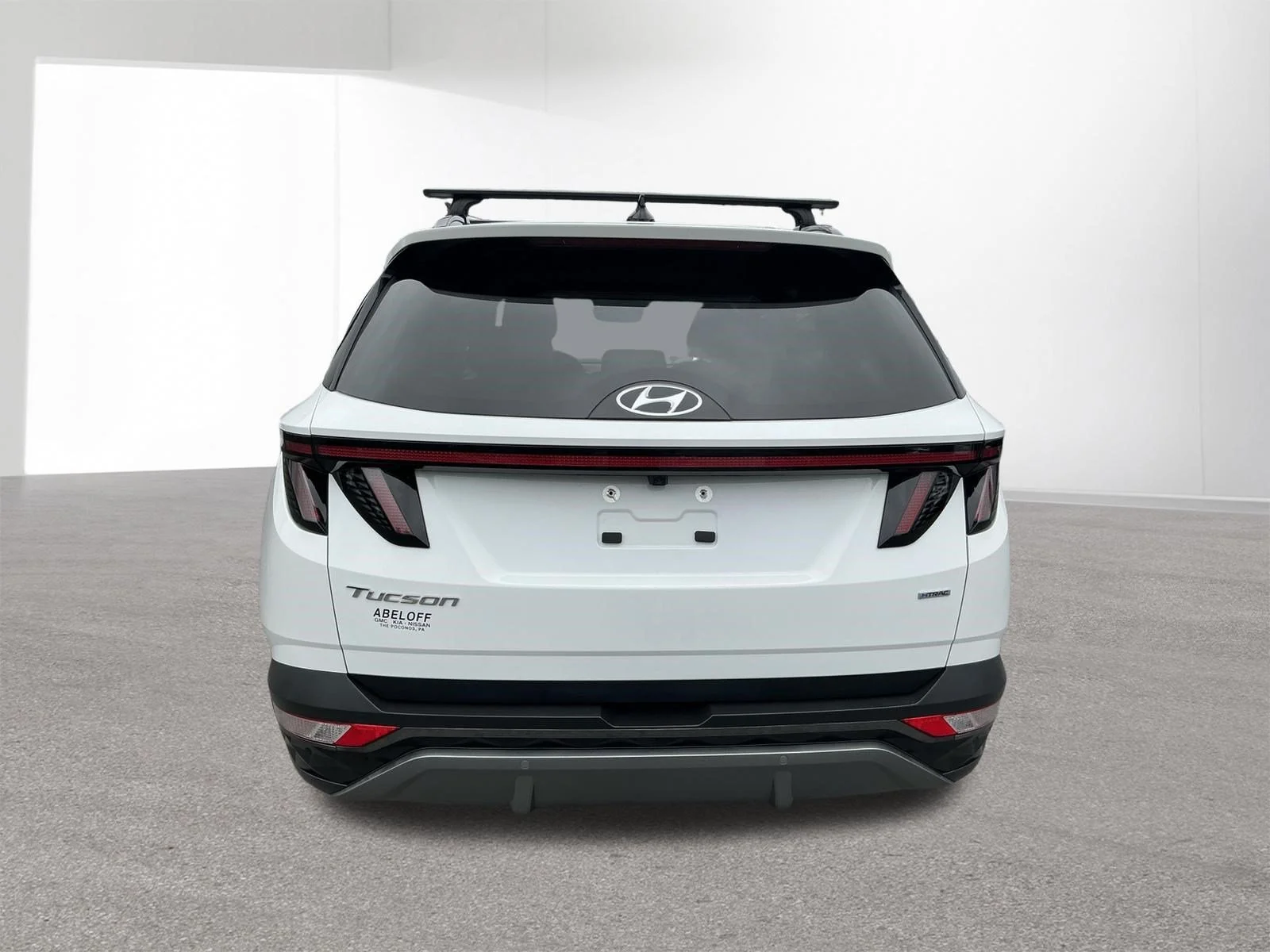 Used 2023 White Hyundai Limited image 4