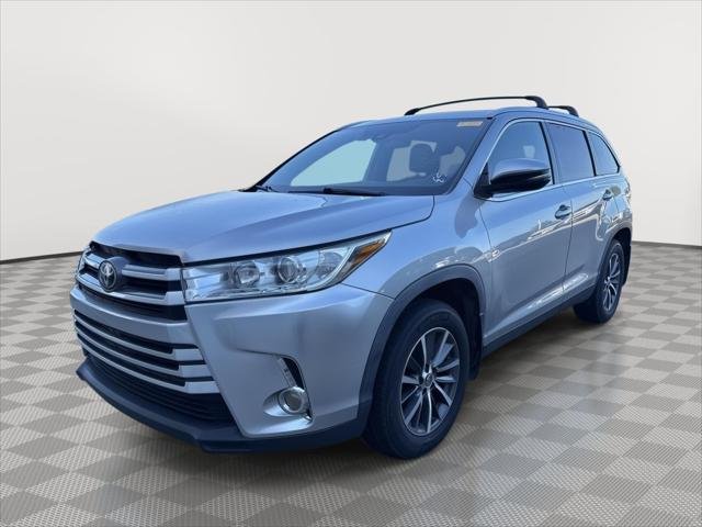 Certified Used 2019 CELESTIAL SILVER METALLIC Toyota  image 4