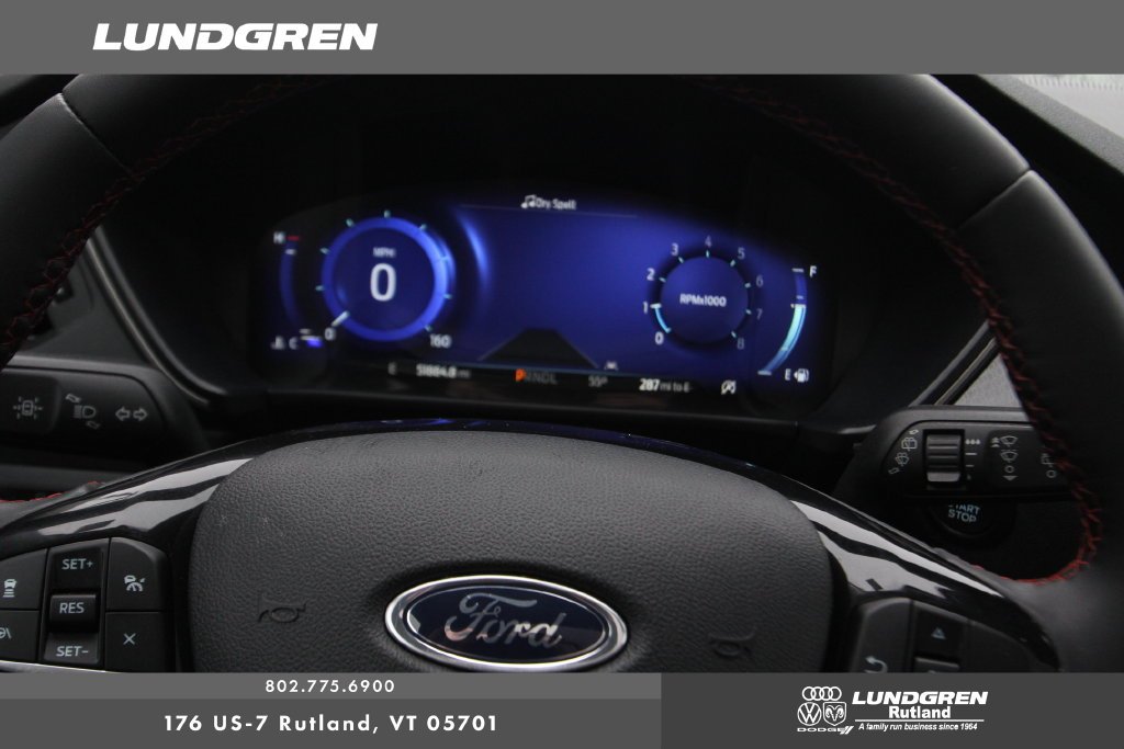 Used 2022 Silver Ford SEL image 19