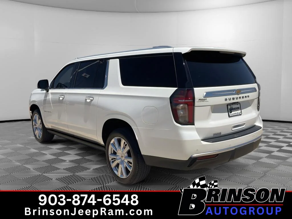 Used 2024 Iridescent Pearl Tricoat Chevrolet High Country image 5