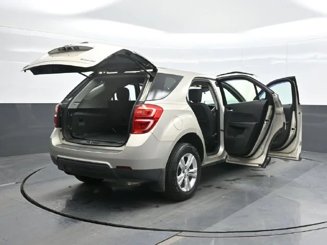 2016 Chevrolet Equinox LS - Photo 29