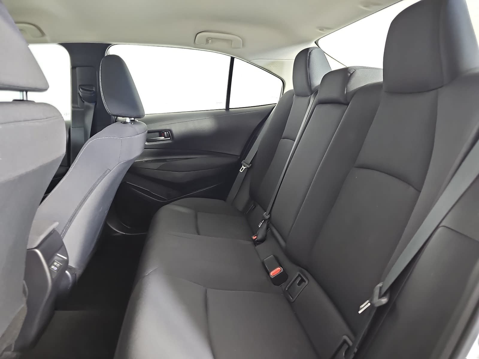 Used 2025 White Toyota LE image 12