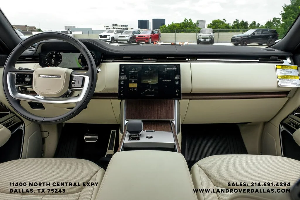 New 2026 Fuji White Land Rover SE image 17