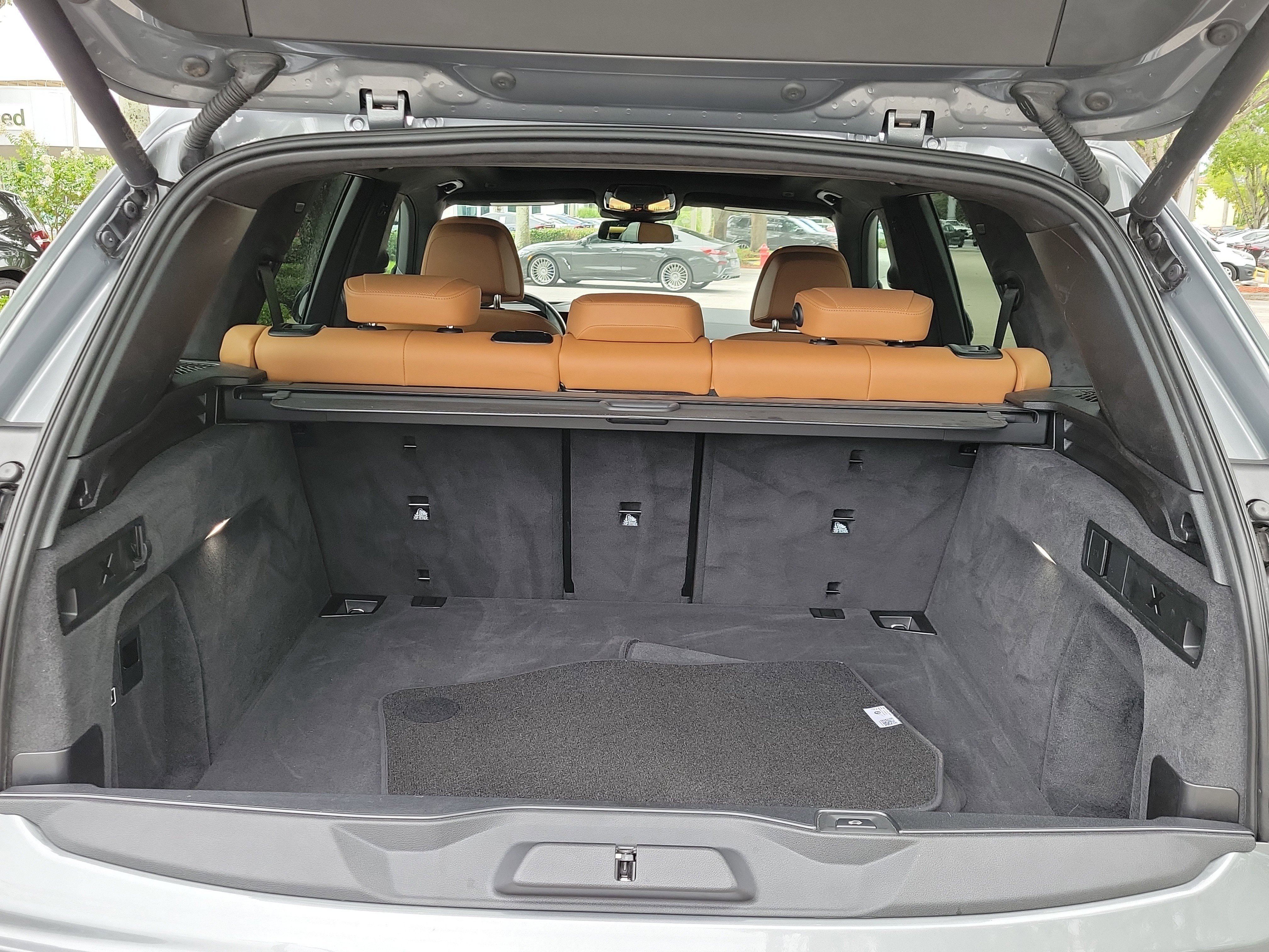 Certified Used 2024 Skyscraper Grey Metallic BMW sDrive40i image 7