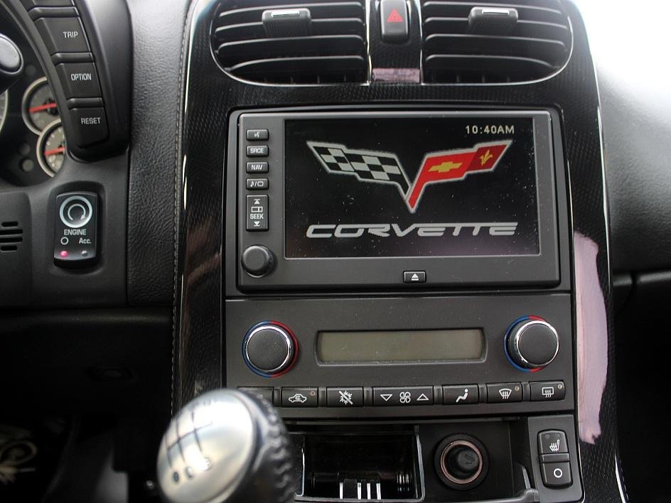 Used 2009 Yellow Chevrolet Z06 image 27