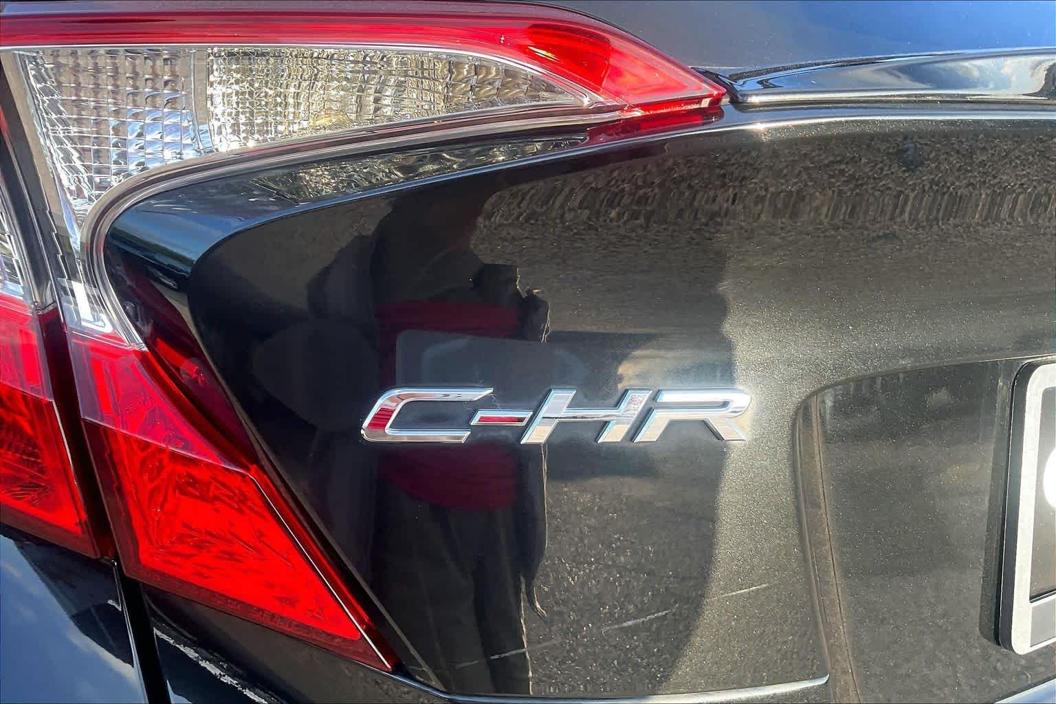 Used 2020 Black Sand Pearl Toyota LE image 30