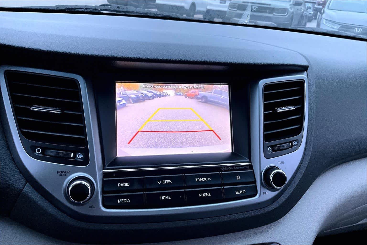 Used 2018 Molten Silver Hyundai SEL image 29