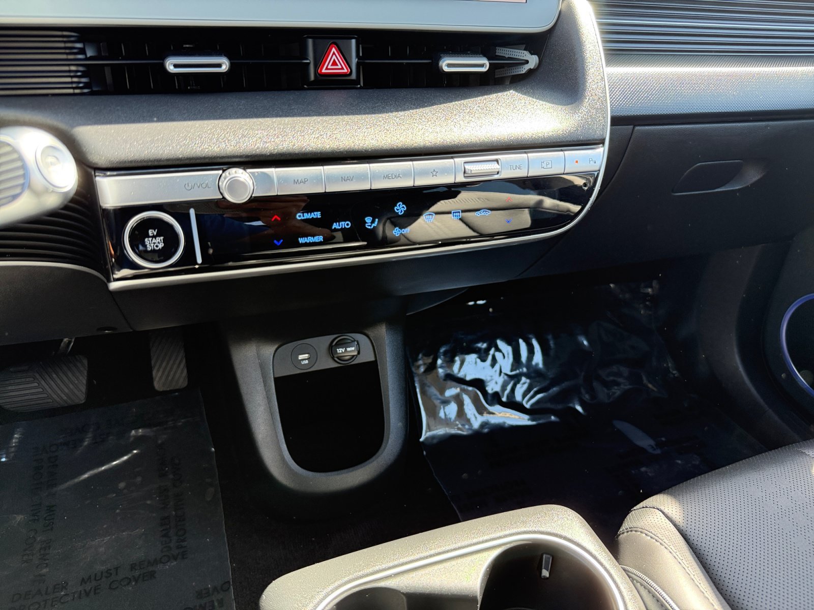 Certified Used 2024 Cyber Gray Hyundai Limited image 13