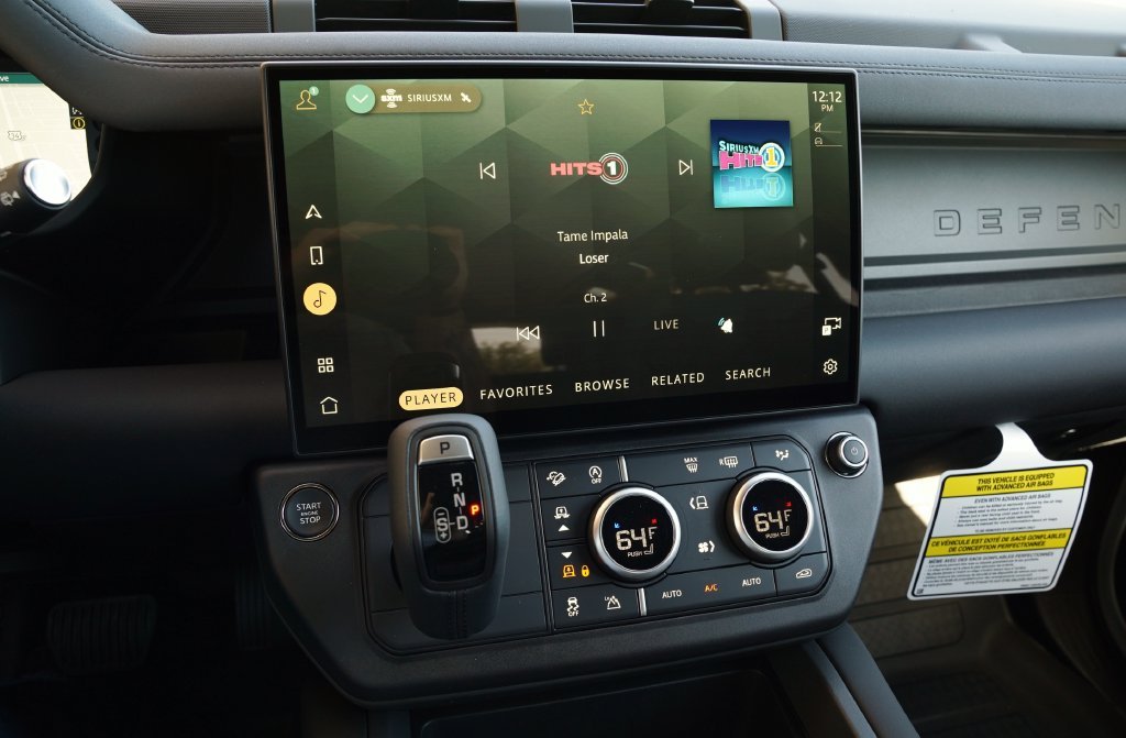 New 2026 Fuji White Land Rover X-Dynamic SE image 19