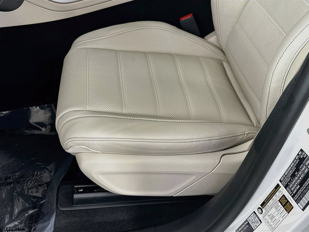 New 2026 Polar White Mercedes-Benz GLS 580 image 55