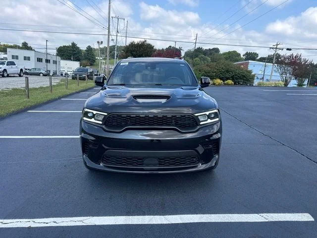 New 2027 Pitch-Black Exterior Paint Dodge GT HEMI image 2