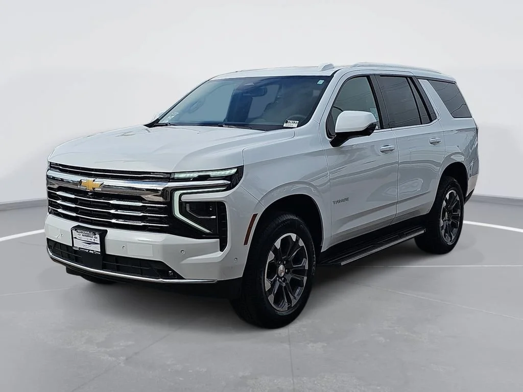 New 2026 Summit White Chevrolet LT image 7