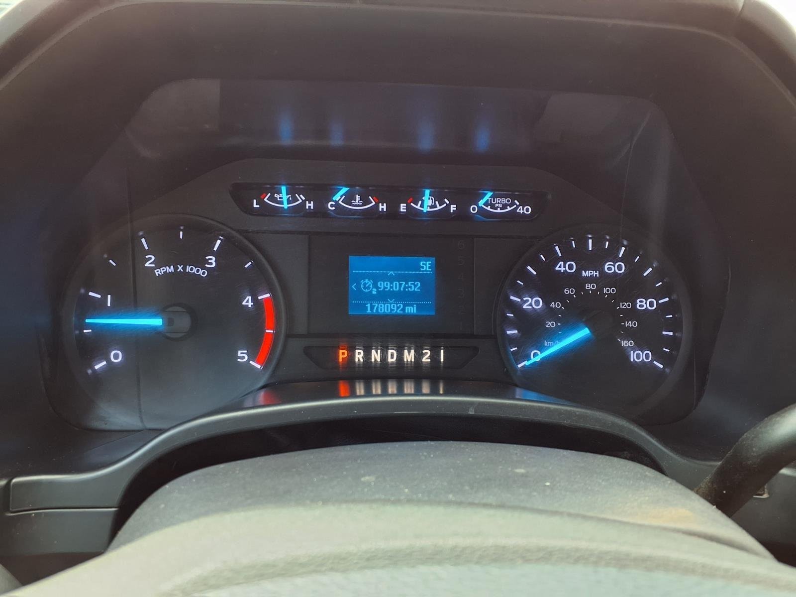 Used 2017  Ford XL image 23