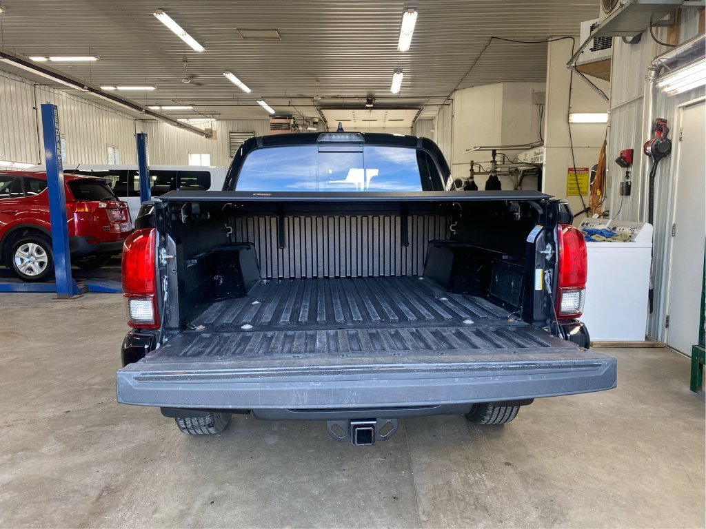 Used 2022 Black Toyota SR5 image 6