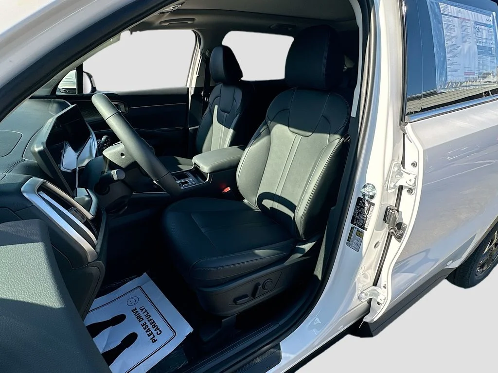 New 2026 Glacial White Kia S image 20