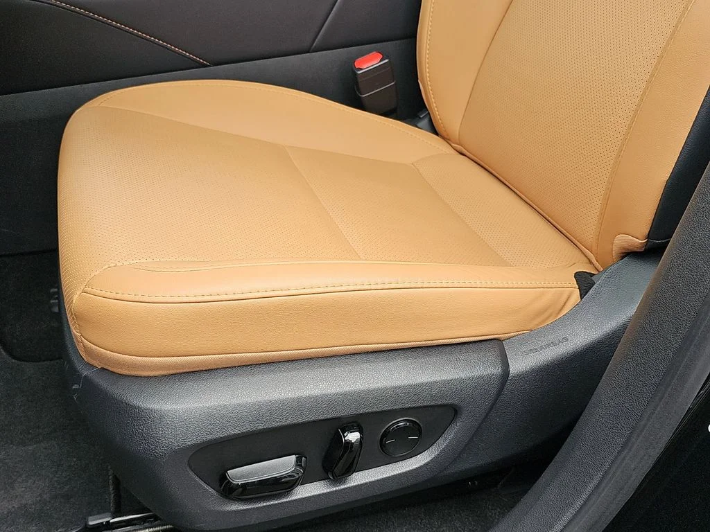 Used 2024 Black Lexus 350 Premium image 30