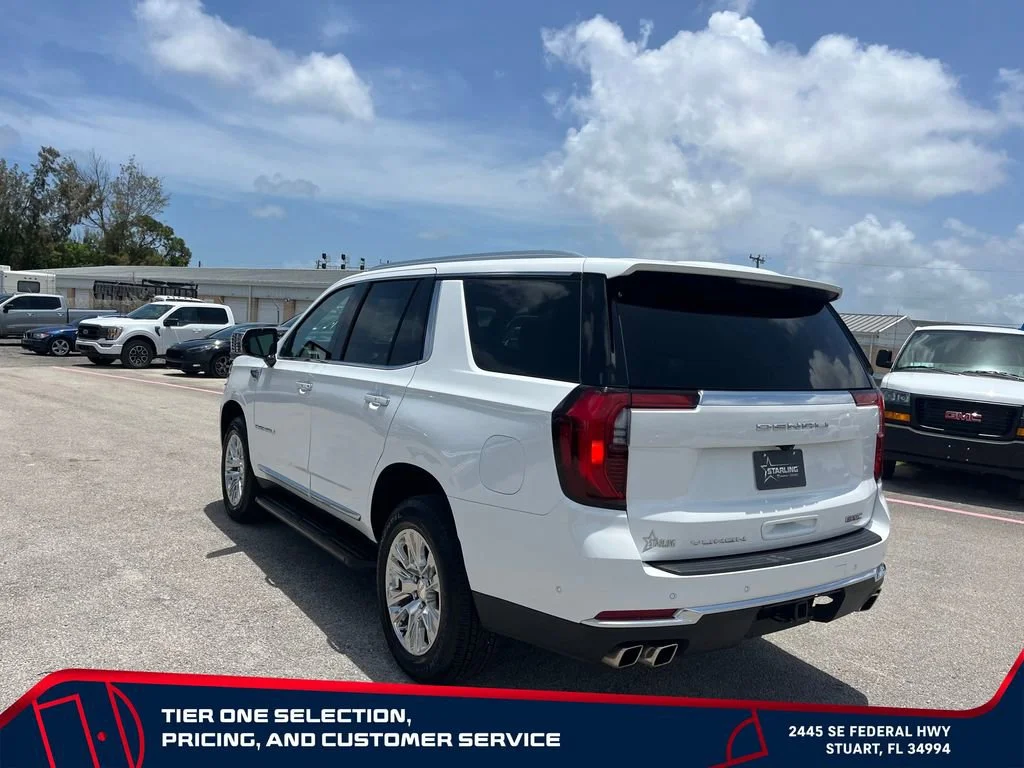Used 2025 Summit White GMC Denali image 7