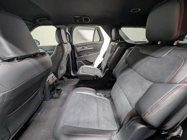 New 2026 Vapor Blue Metallic Ford ST image 45