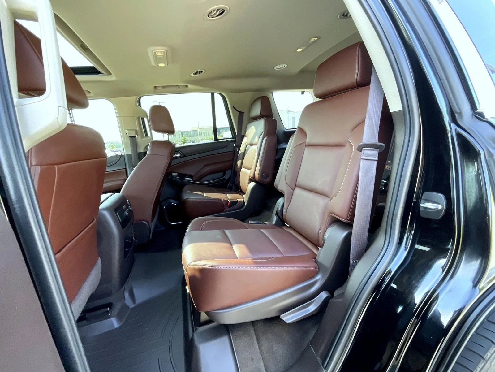 Used 2018 Black Chevrolet Premier image 19