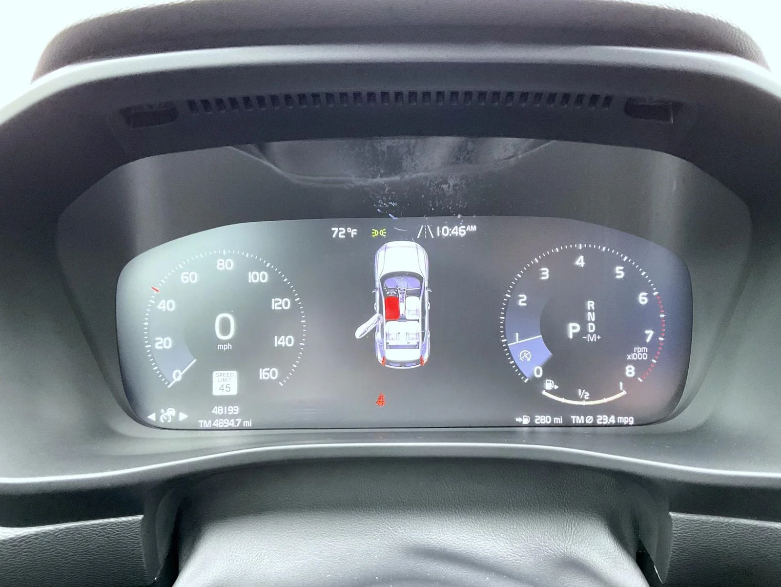 Used 2020 White Volvo R-Design image 12