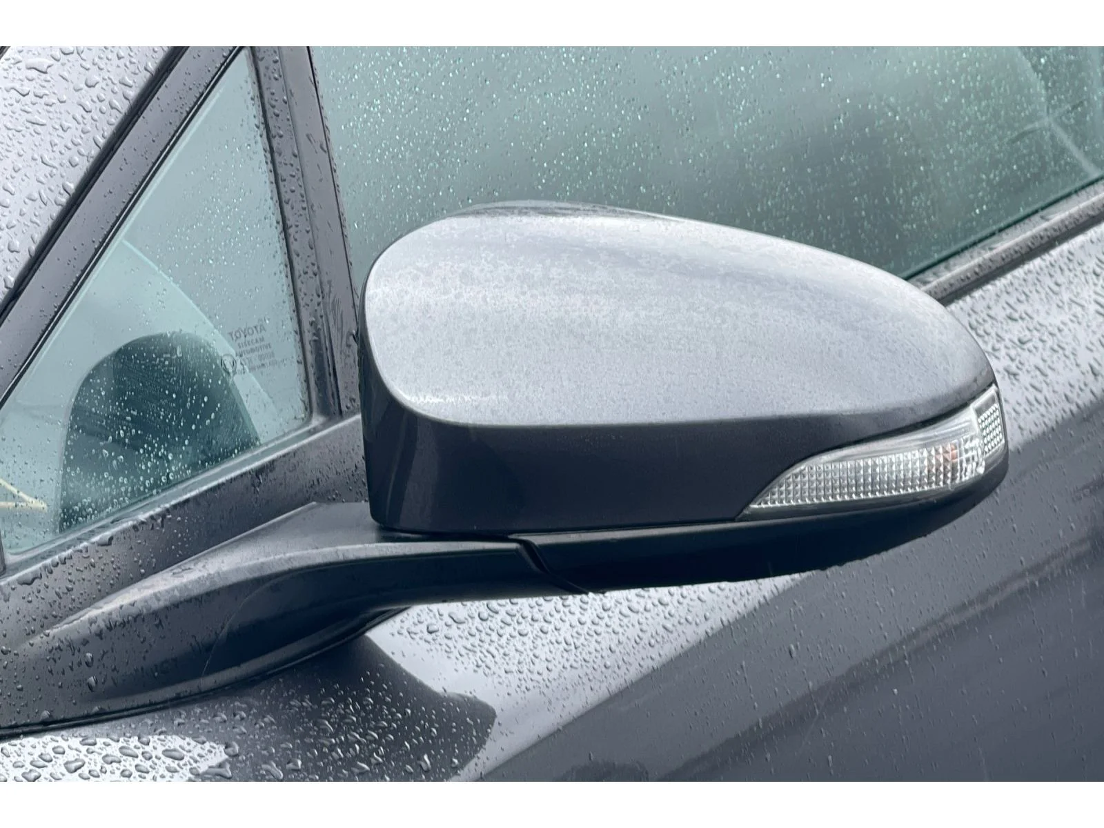 Used 2018 Magnetic Gray Metallic Toyota XLE Premium image 13