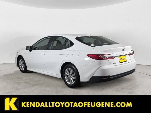 Used 2025 White Toyota LE image 7