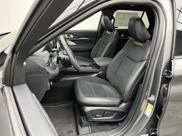 Used 2026 Carbonized Gray Metallic Ford Tremor image 11