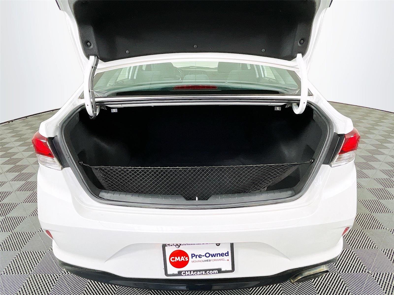 Used 2019 Quartz White Pearl Hyundai SEL image 29
