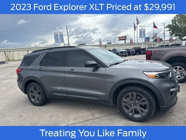 Used 2023 Carbonized Gray Metallic Ford XLT image 1