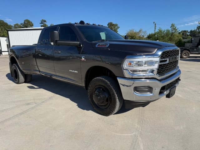 Used 2022 Granite Crystal Metallic Clearcoat Ram Tradesman image 7